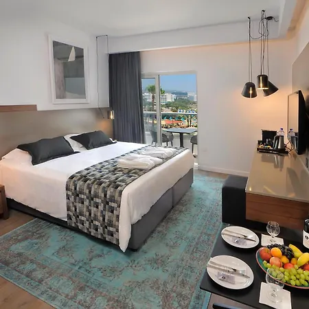 Okeanos Boutique Agia Napa