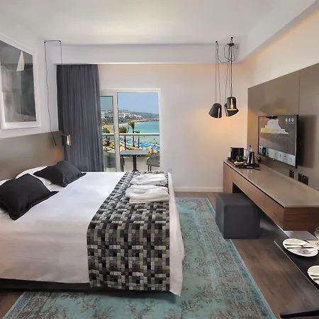 Okeanos Boutique Agia Napa