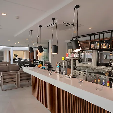 Okeanos Boutique 4* Agia Napa