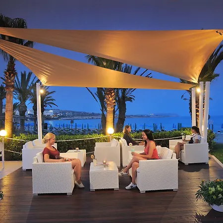 Okeanos Boutique 圣纳帕