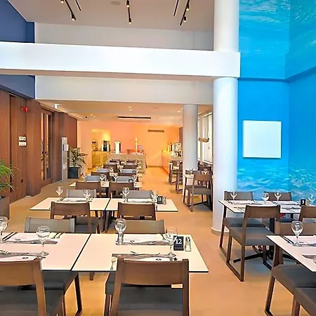Okeanos Boutique מלון 4*