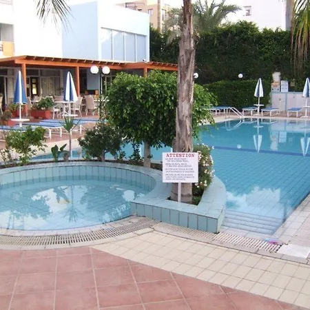 Hotel Okeanos Boutique 4*
