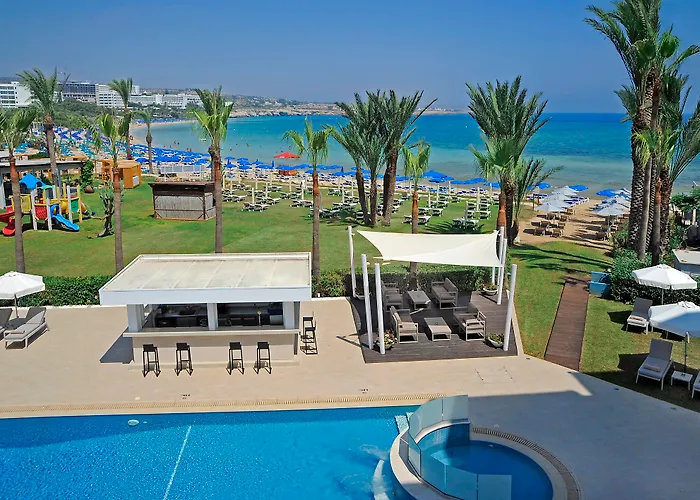 Okeanos Boutique Ayia Napa