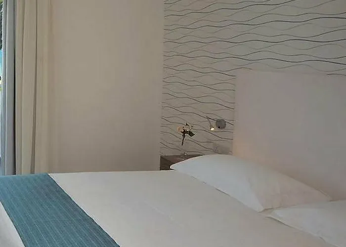 Okeanos Boutique Hotel 4*